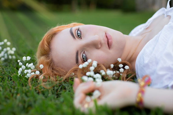 Redhead High School Senior in Franklin TN | Senior Photos Moments By T