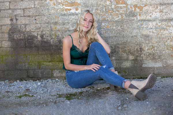 Outside Senior Photos in Franklin TN | Senior Photos Moments By T